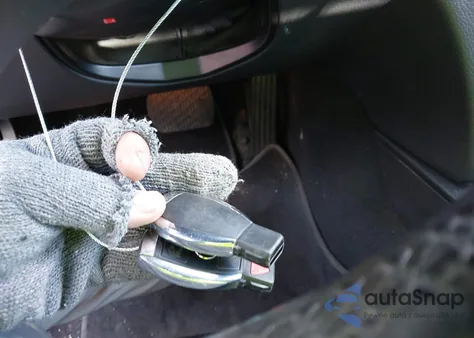 2012 Mercedes-Benz C 300 Luxury 4Matic from USA, damaged, VIN WDDGF8BB5CR201764